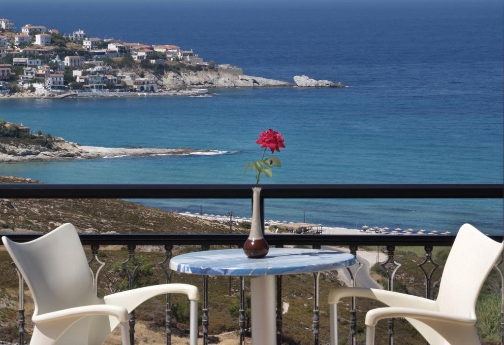 Ikaros Star Hotel Gialiskari  Bagian luar foto